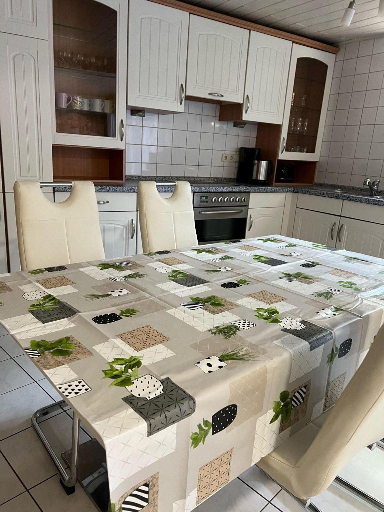 Linh'S Ferienwohnung Saarburg Exteriér fotografie